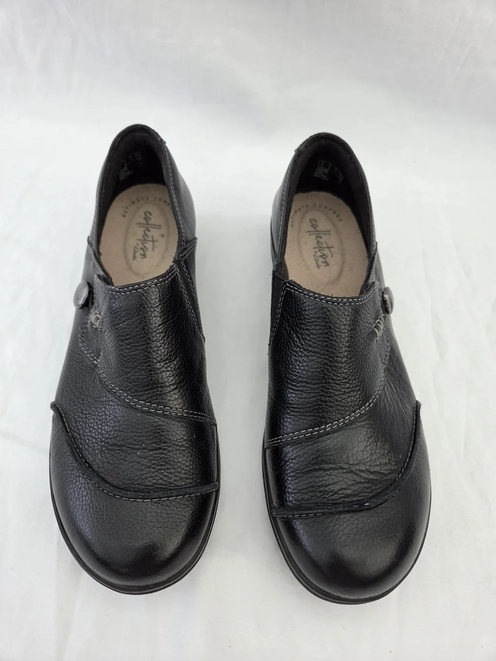 Clarks classic black